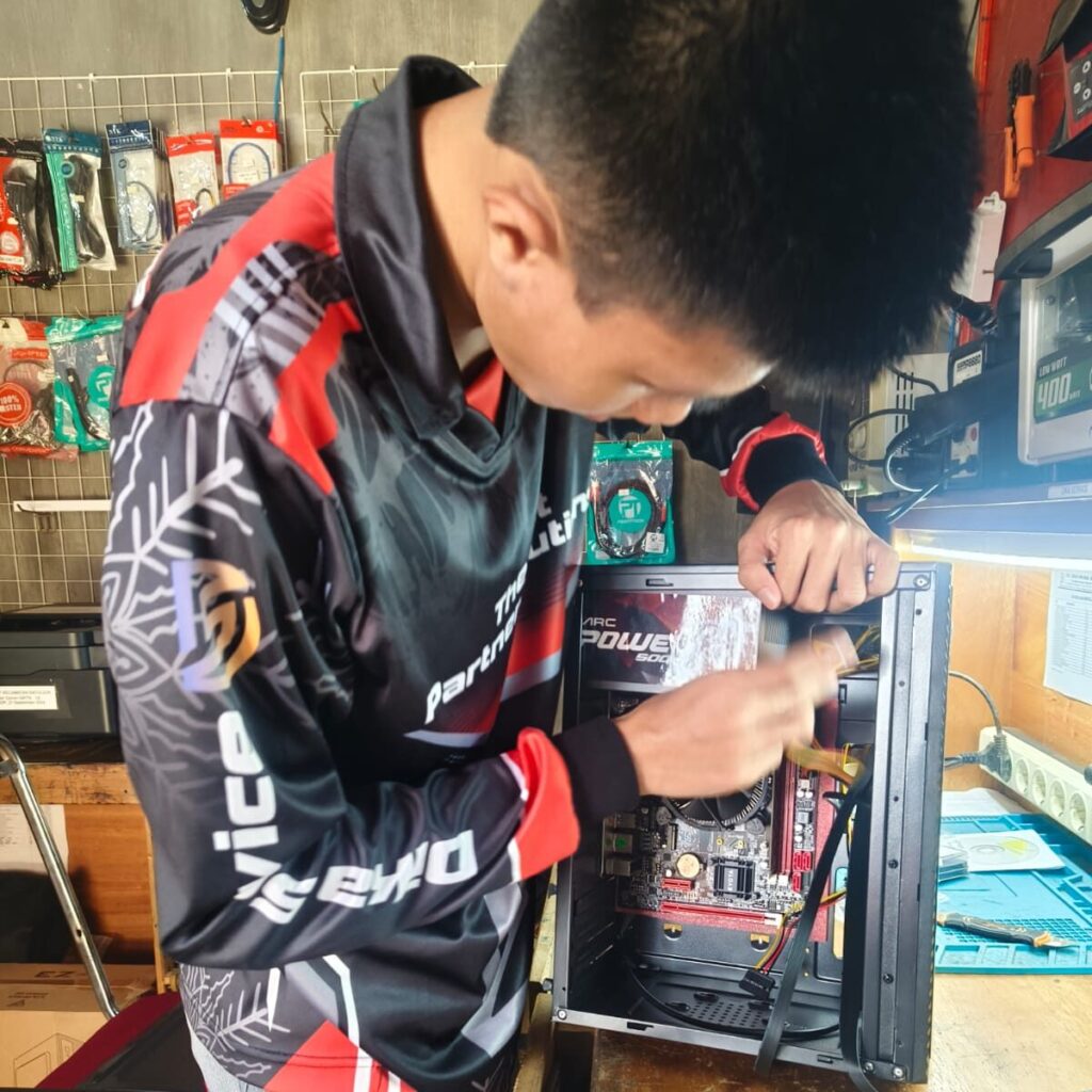 Galeri Service AC dan CCTV Tanah Bumbu - Service Pc Di Batulicin